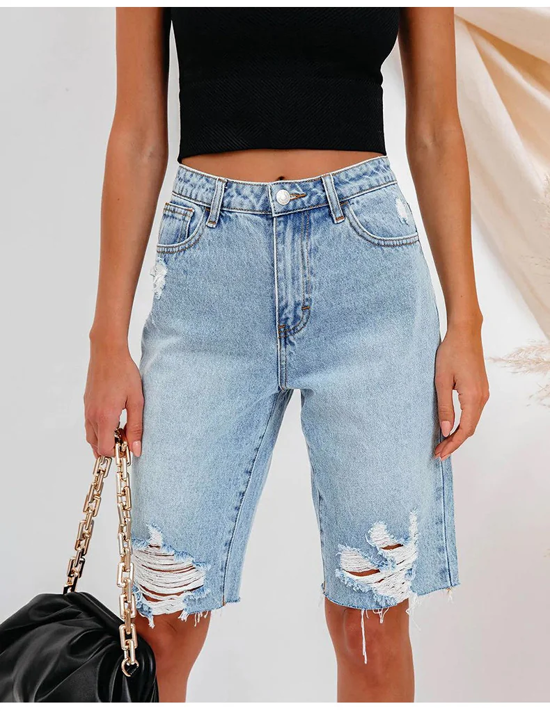 039 – Ladies Straight Fit Denim Shorts | Wholesale OEM Private Label Factory