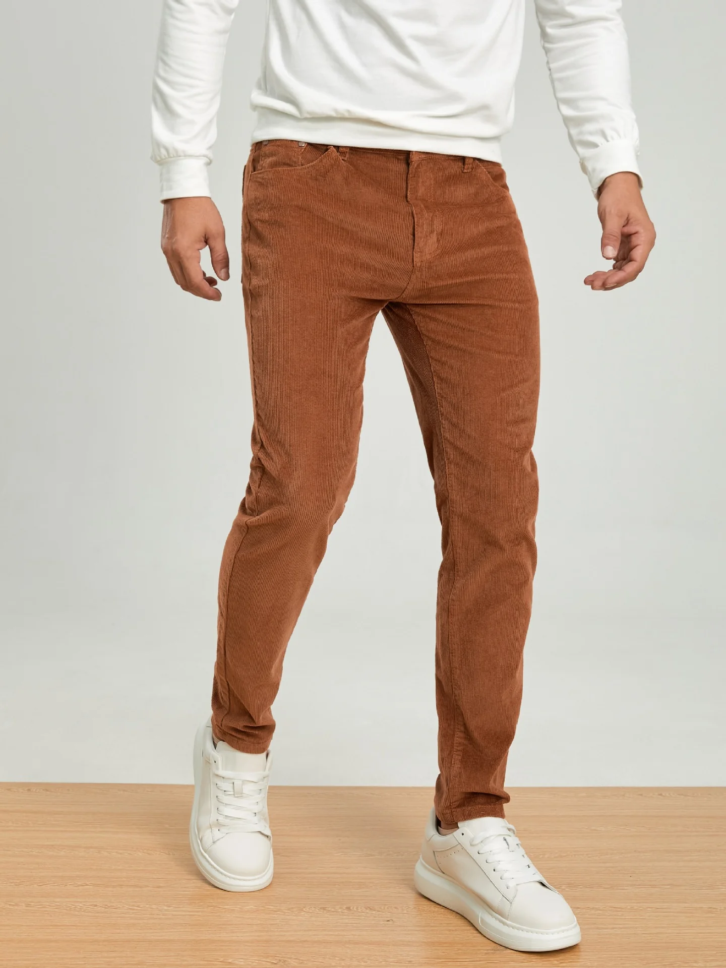 90052 – Mens Regular Fit Long Denim Jeans | Wholesale OEM Private Label Factory